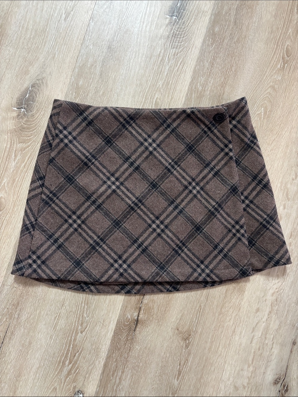 UNIF Plaid Brown Wool-Blend Mini Skirt - Classic Wrap Style | women’s small